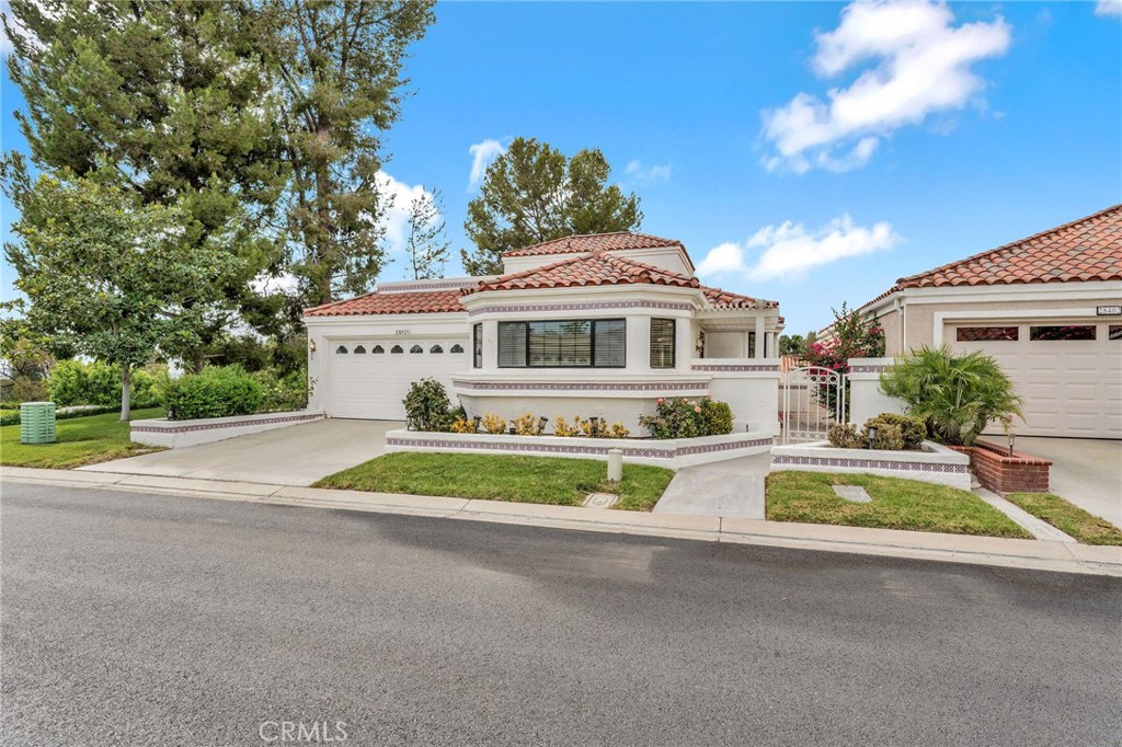28404 Buena Vis Property Photo 3