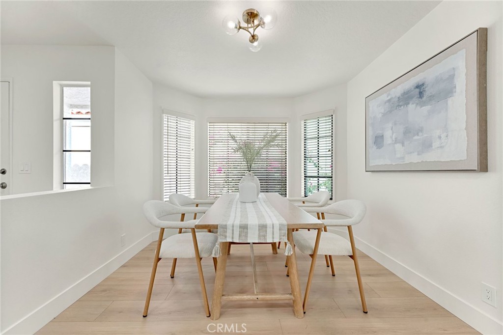 28404 Buena Vis Property Photo 7