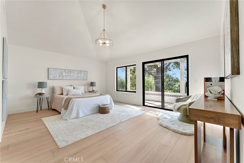 28404 Buena Vis Property Photo 19