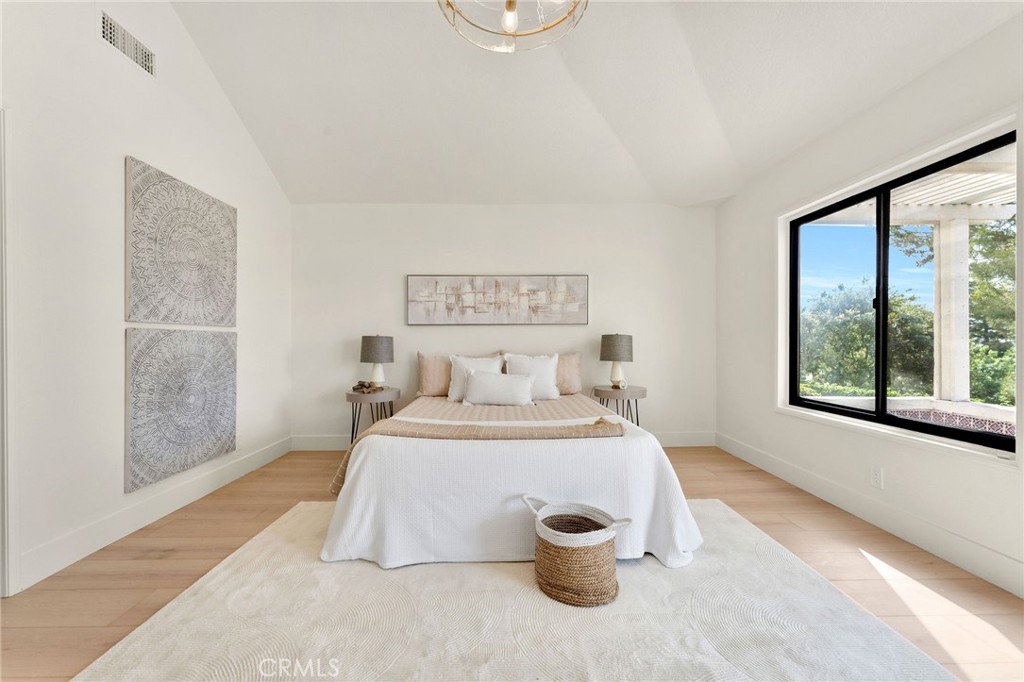 28404 Buena Vis Property Photo 20