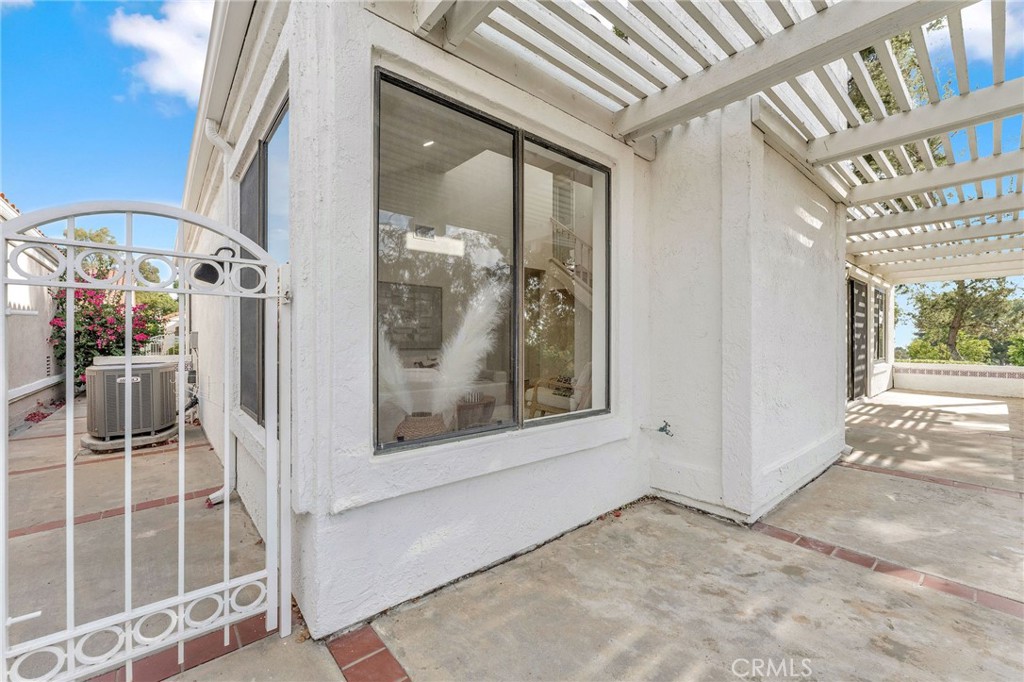 28404 Buena Vis Property Photo 28