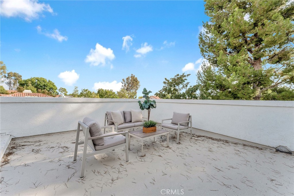 28404 Buena Vis Property Photo 38