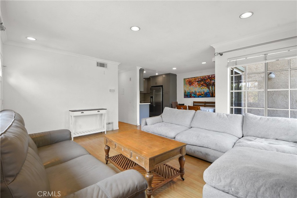141 Oxford Property Photo 7