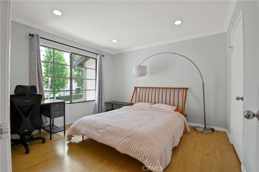 141 Oxford Property Photo 13