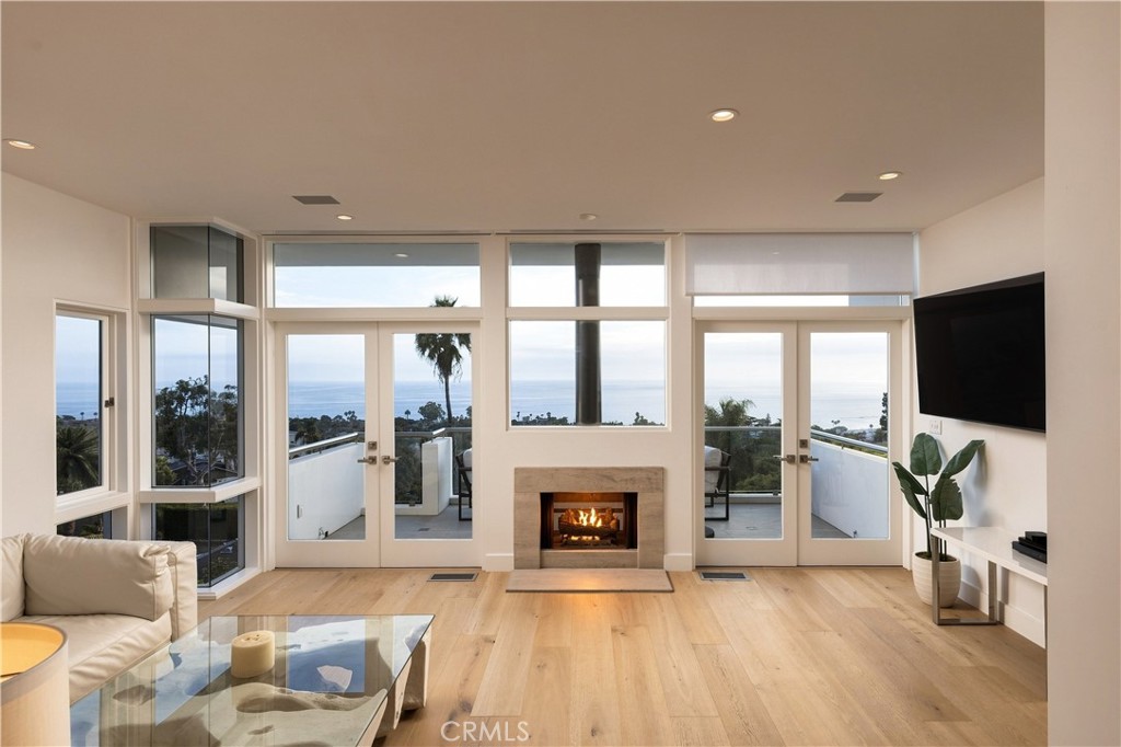 1061 Skyline Property Photo 5