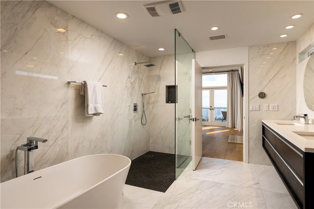 1061 Skyline Property Photo 24