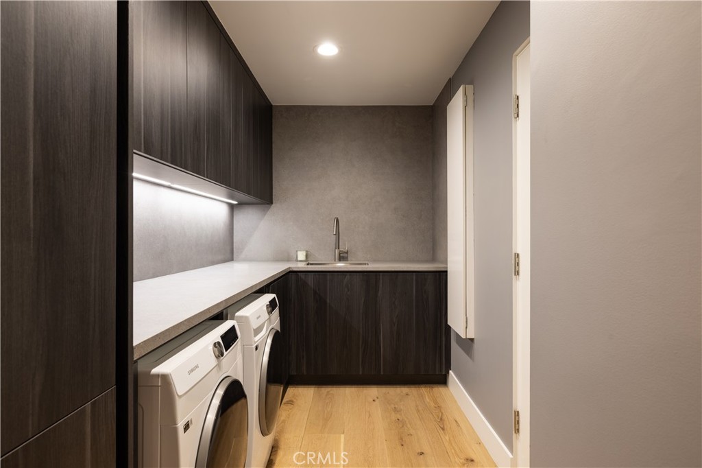 1061 Skyline Property Photo 30