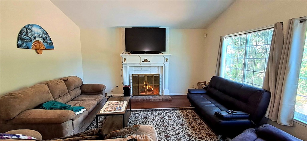 2114 Rhonda Property Photo 11