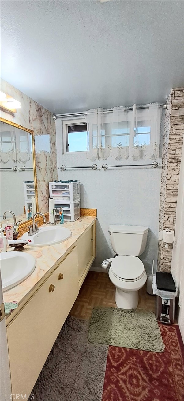2114 Rhonda Property Photo 49