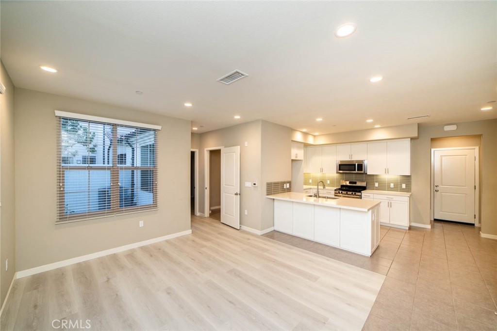 128 Tubeflower Property Photo 2