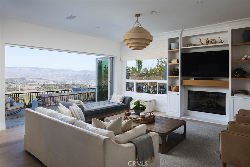 21 Calle Ameno Property Photo 18