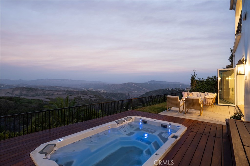 21 Calle Ameno Property Photo 47