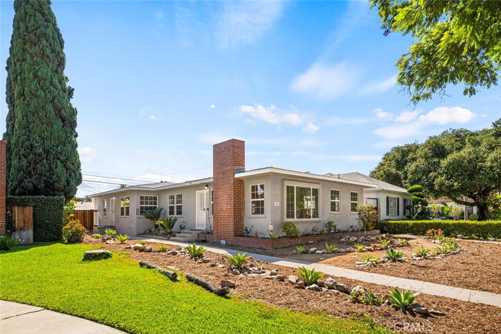 3606 California Property Photo 1