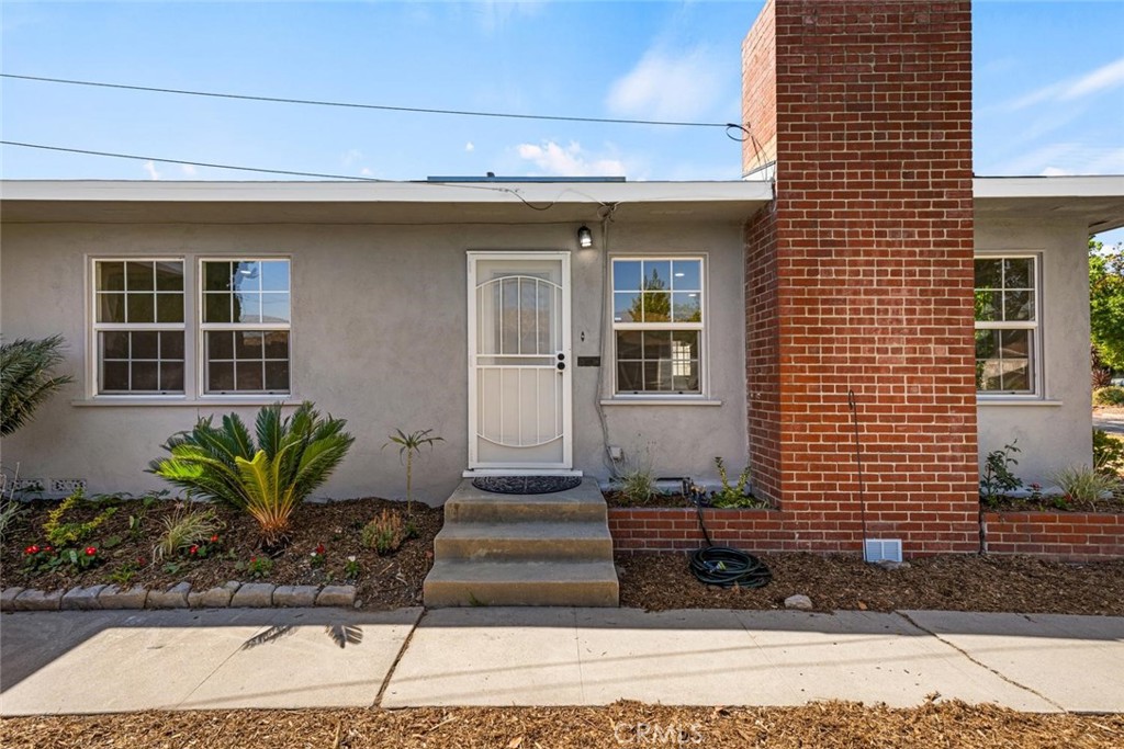 3606 California Property Photo 5