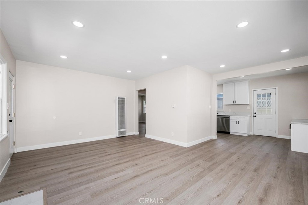 3606 California Property Photo 9