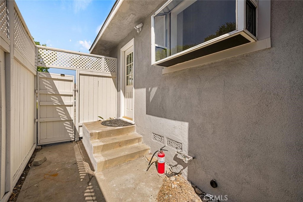 3606 California Property Photo 23