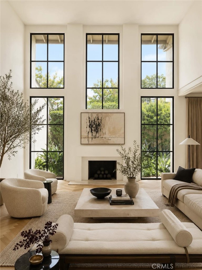 10 Rue Valbonne Property Photo