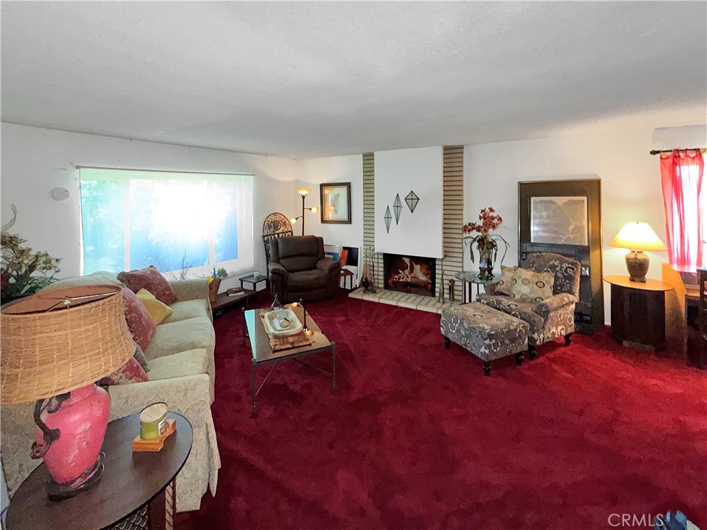 13841 Loretta Property Photo 6