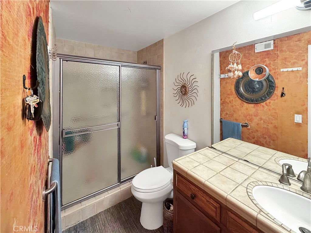 13841 Loretta Property Photo 7
