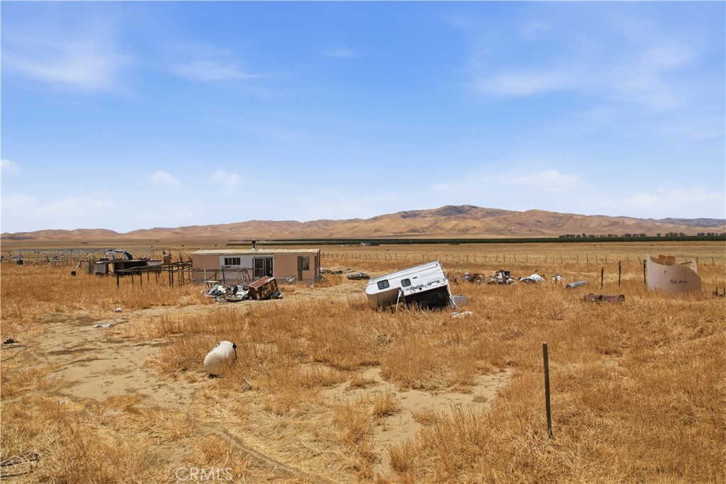 13385 Hawthorne Property Photo 13