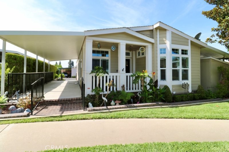 16935 Lake Forest Lane 94 Property Photo 4