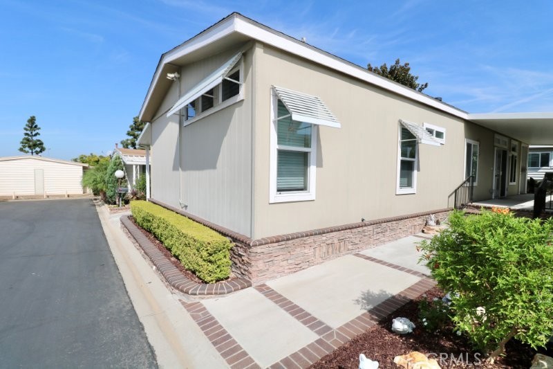 16935 Lake Forest Lane 94 Property Photo 12