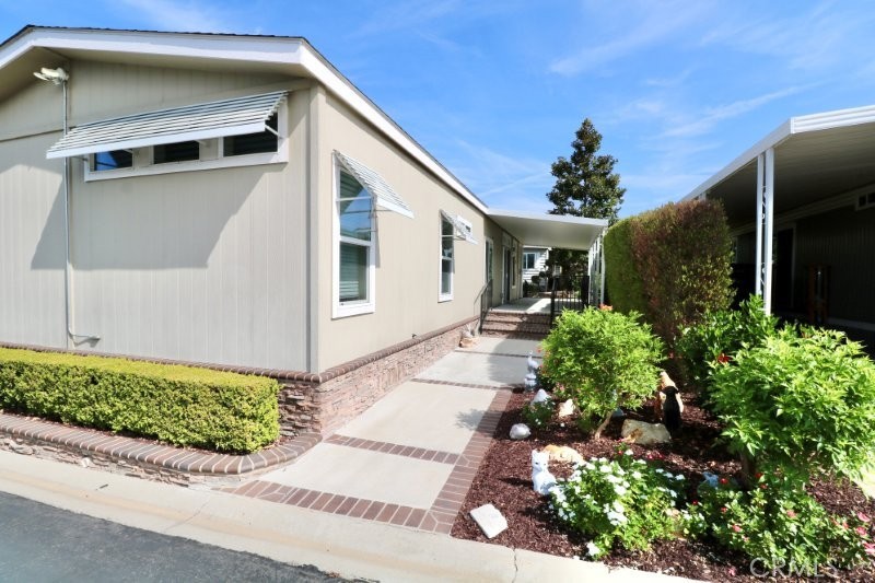 16935 Lake Forest Lane 94 Property Photo 13