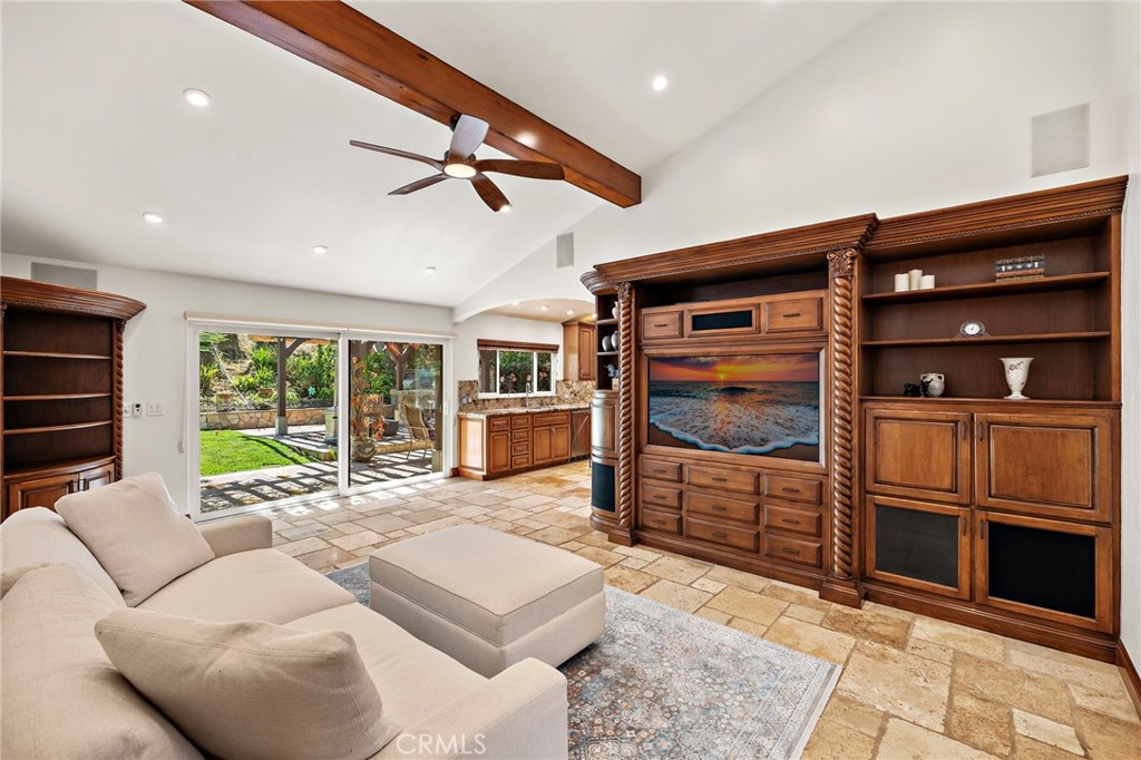 26732 Morena Property Photo 11