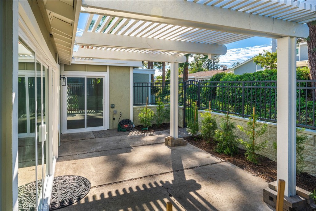33035 Lighthouse Court Property Photo 28