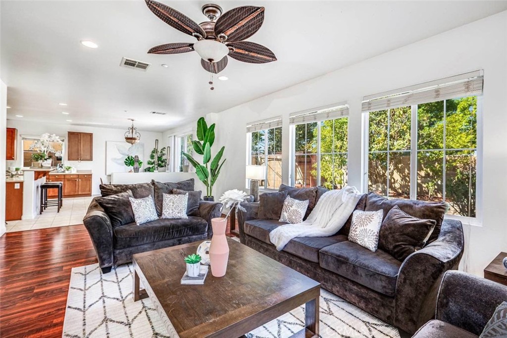 16438 Gala Property Photo 4