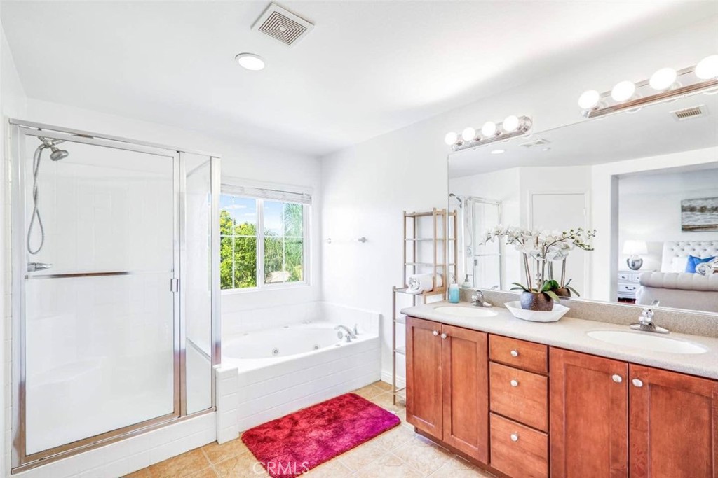 16438 Gala Property Photo 15