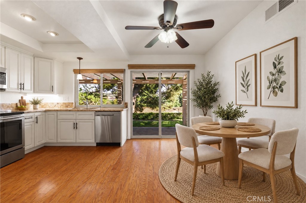 28152 Via Bonalde Property Photo 1