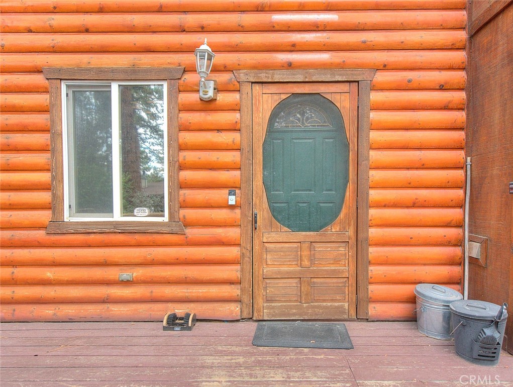 912 Nana Property Photo 3