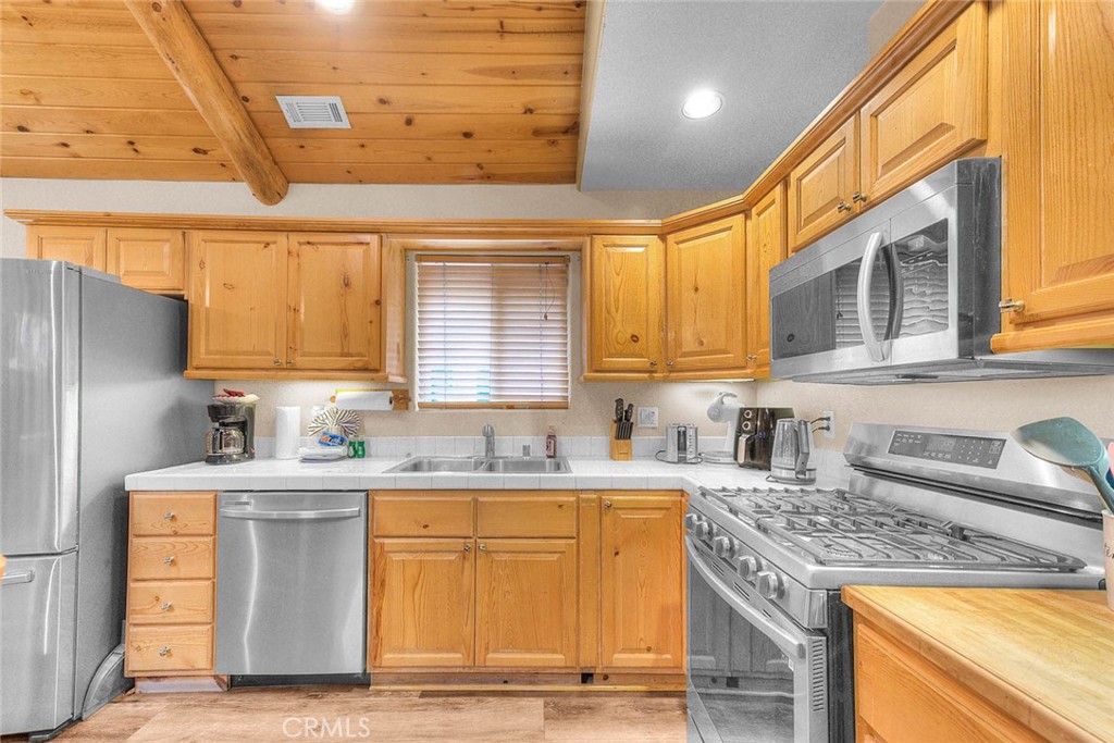 912 Nana Property Photo 11