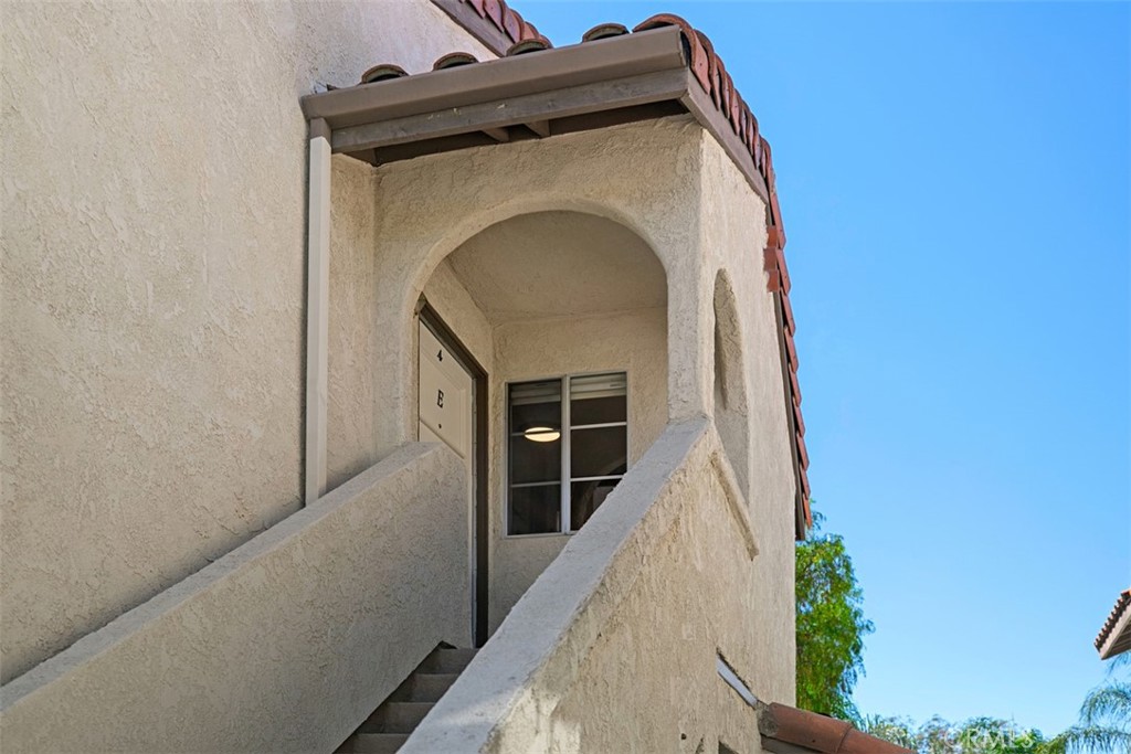 26121 La Real E4 Property Photo 2