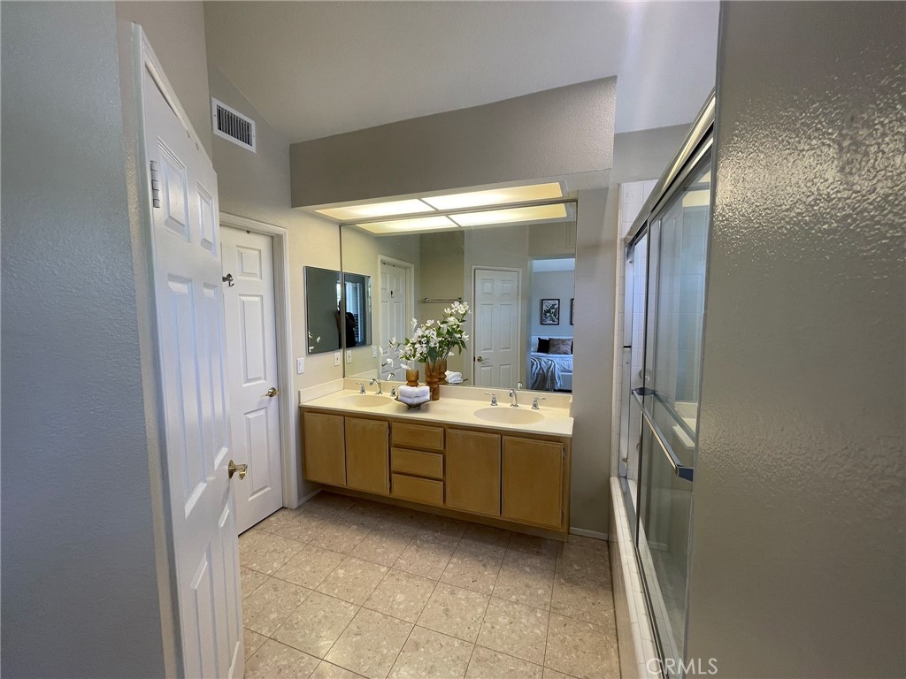4 Del Italia Property Photo 15