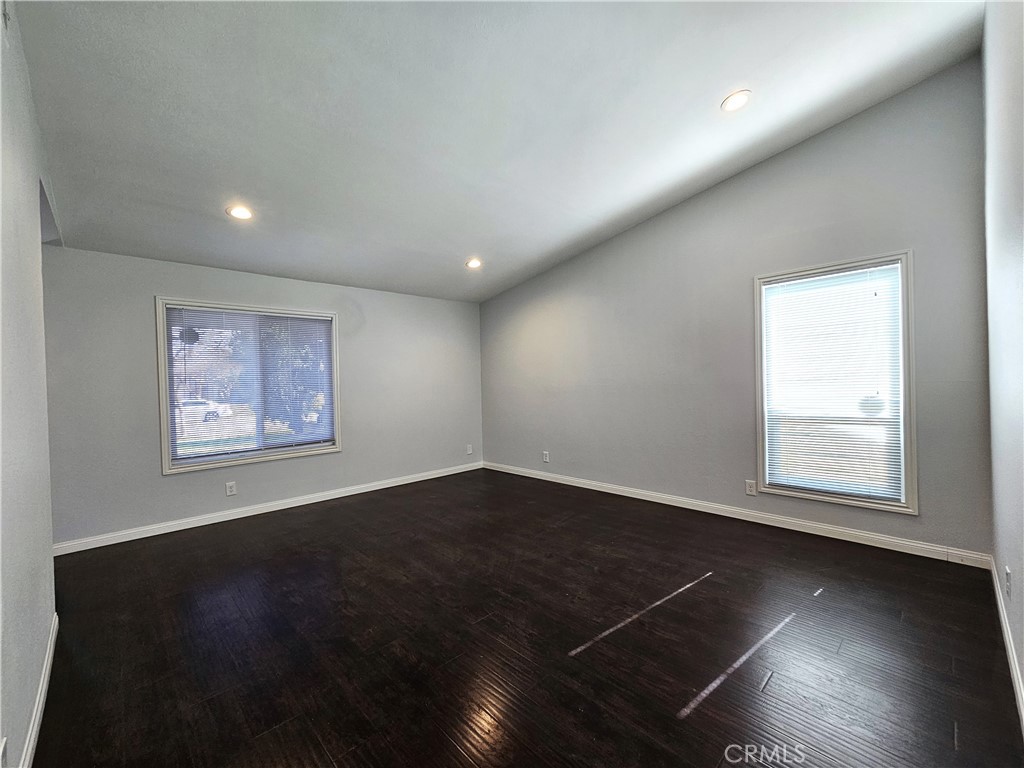 18501 Cecelia Way Property Photo 5