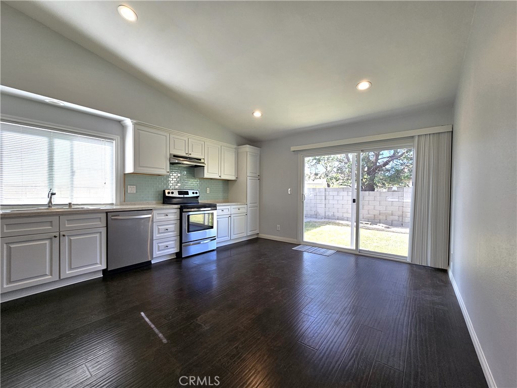 18501 Cecelia Way Property Photo 7