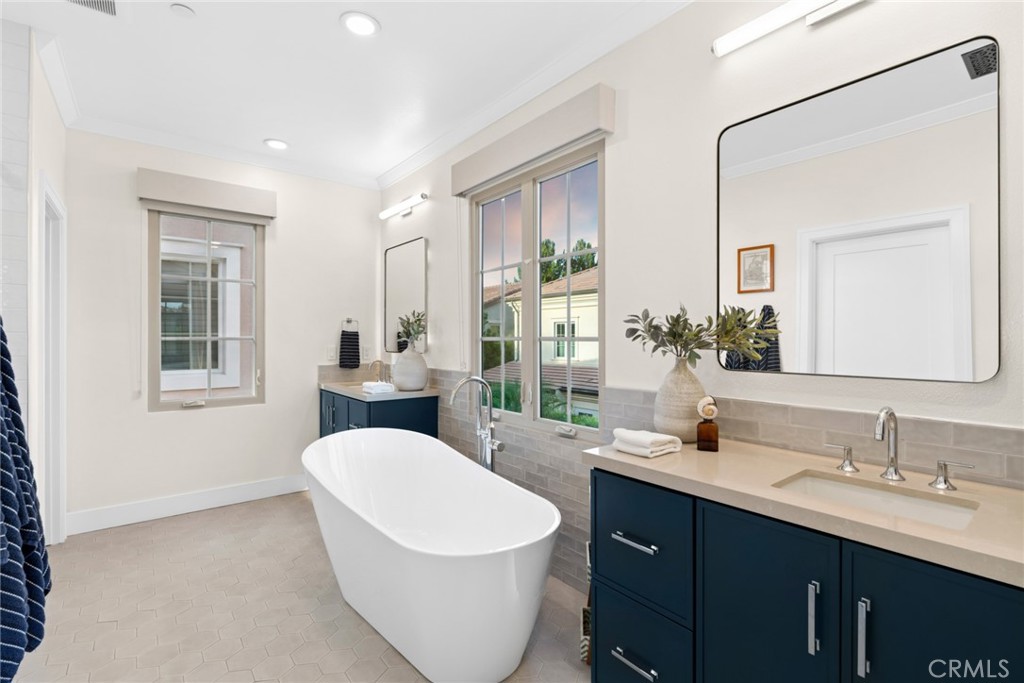 29 Lupari Property Photo 38