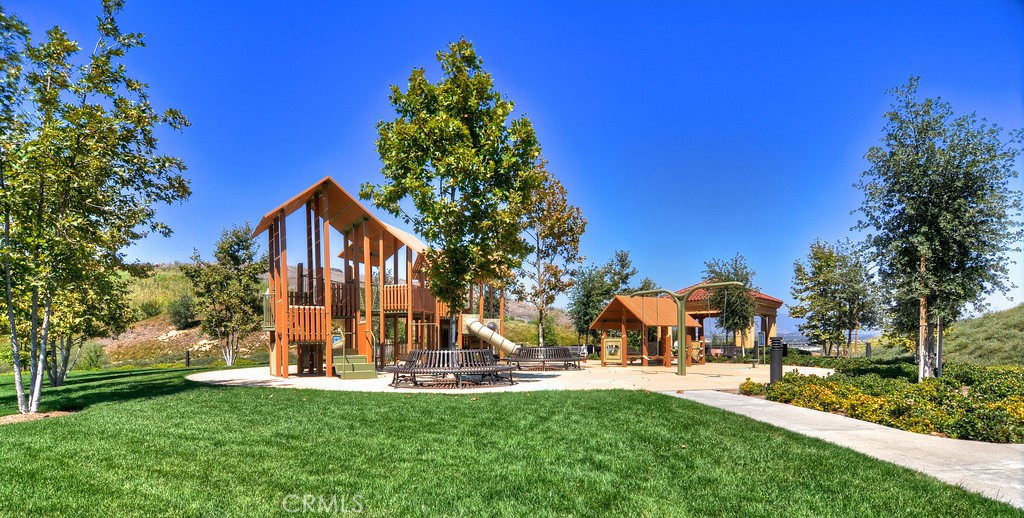 29 Lupari Property Photo 67