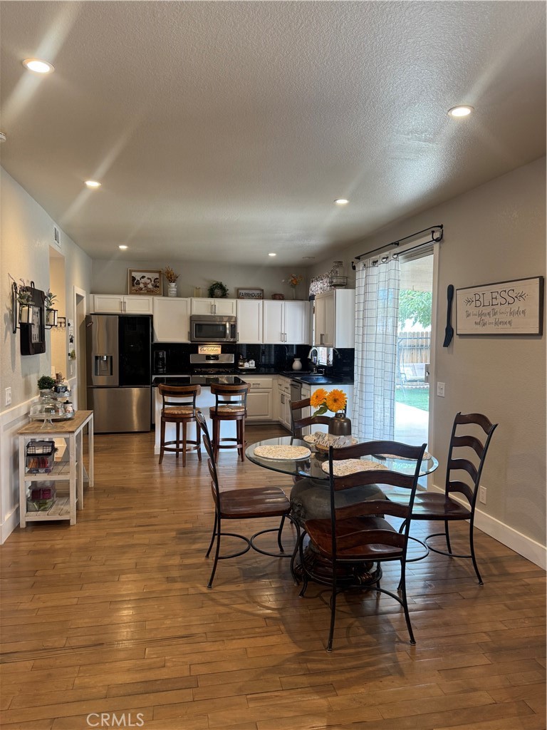 11539 Summer Street Property Photo 12