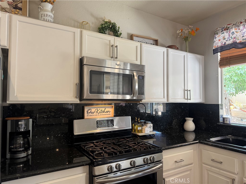 11539 Summer Street Property Photo 17