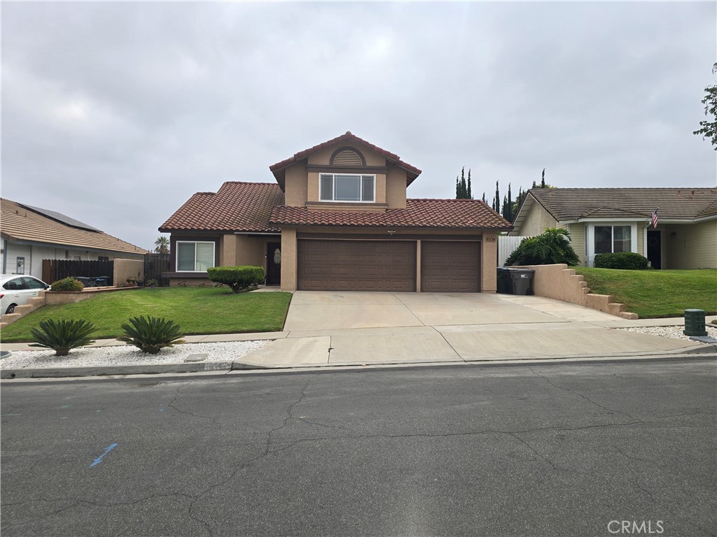2147 Stratford Property Photo 1