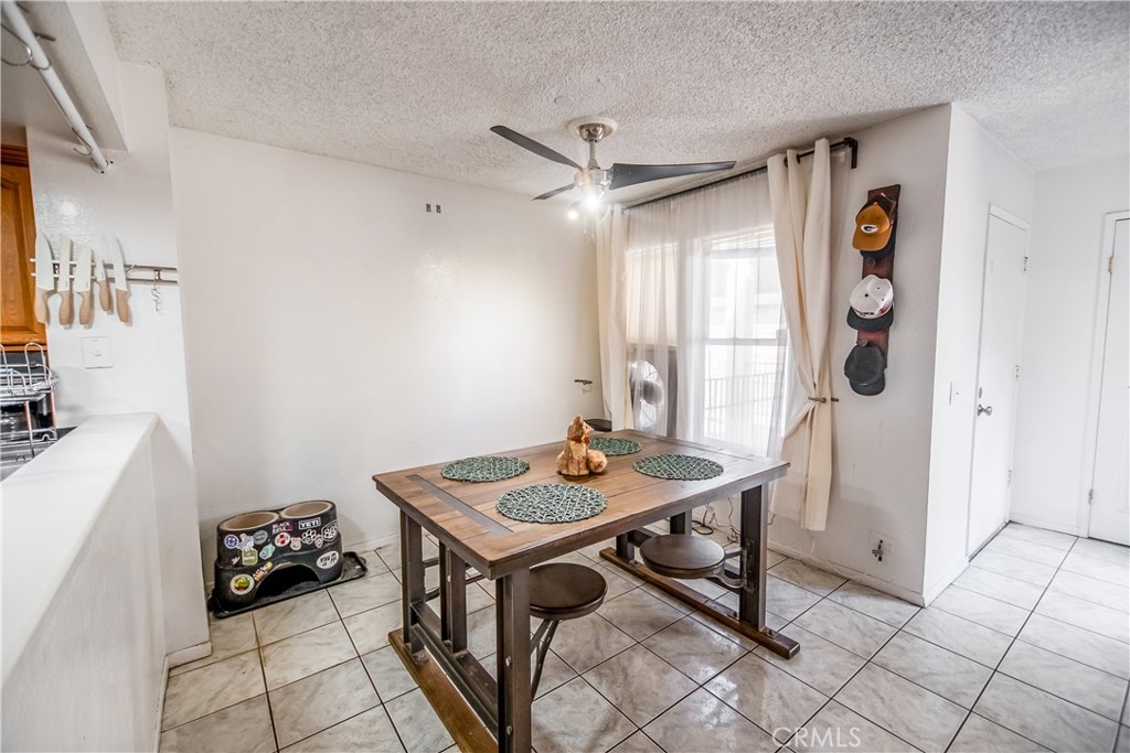 300 E Chestnut 300q Property Photo 3
