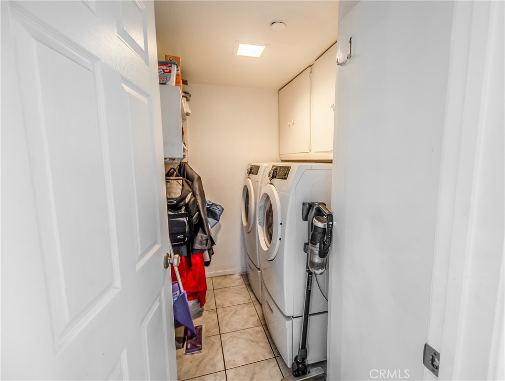 300 E Chestnut 300q Property Photo 9