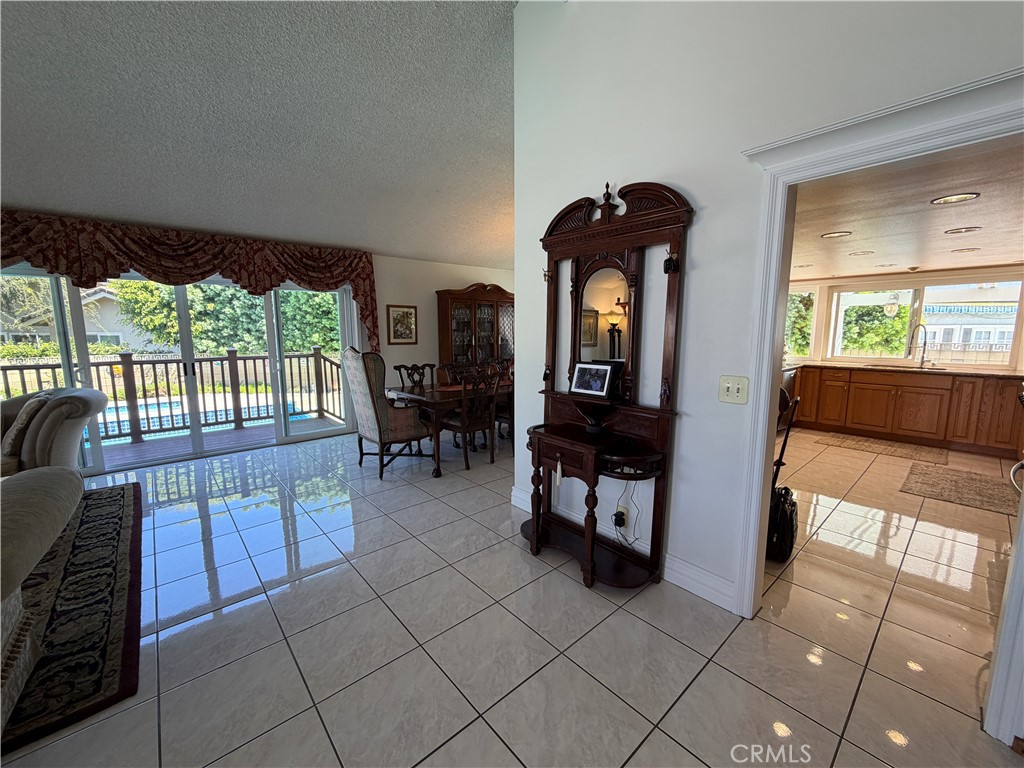 5772 Trinette Property Photo 7