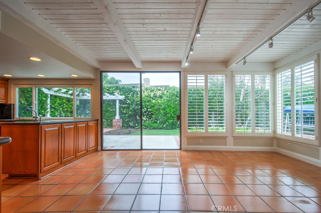 5021 Corkwood Lane Property Photo 14