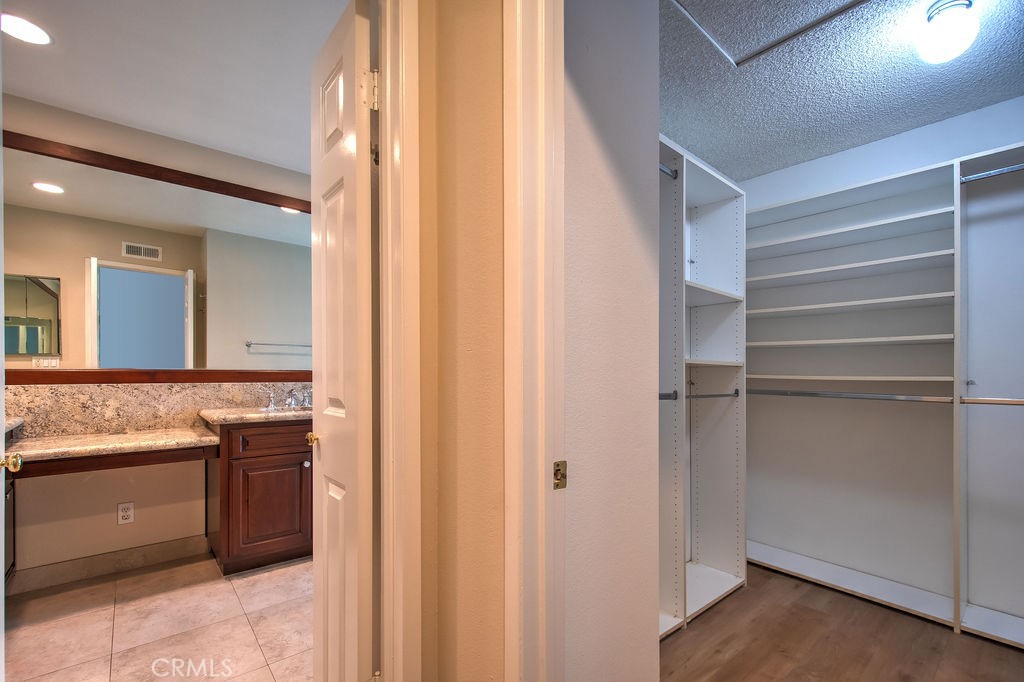 5021 Corkwood Lane Property Photo 33
