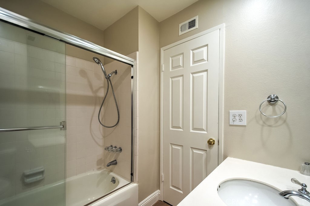 5021 Corkwood Lane Property Photo 48