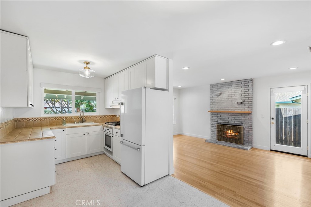 1308 Locust Property Photo 9